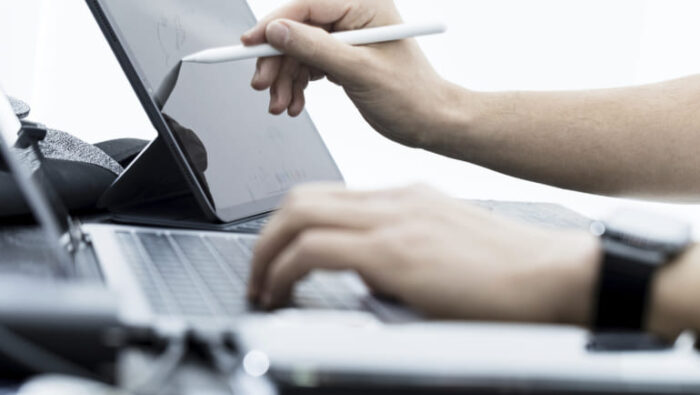 ¿Asesoría online o presencial? Descubre cuál te conviene más